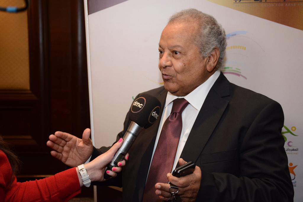 ابوذكري يستقبل معالي الفريق الركن م. عبد العزيز الريس في مكتبه بالاتحاد