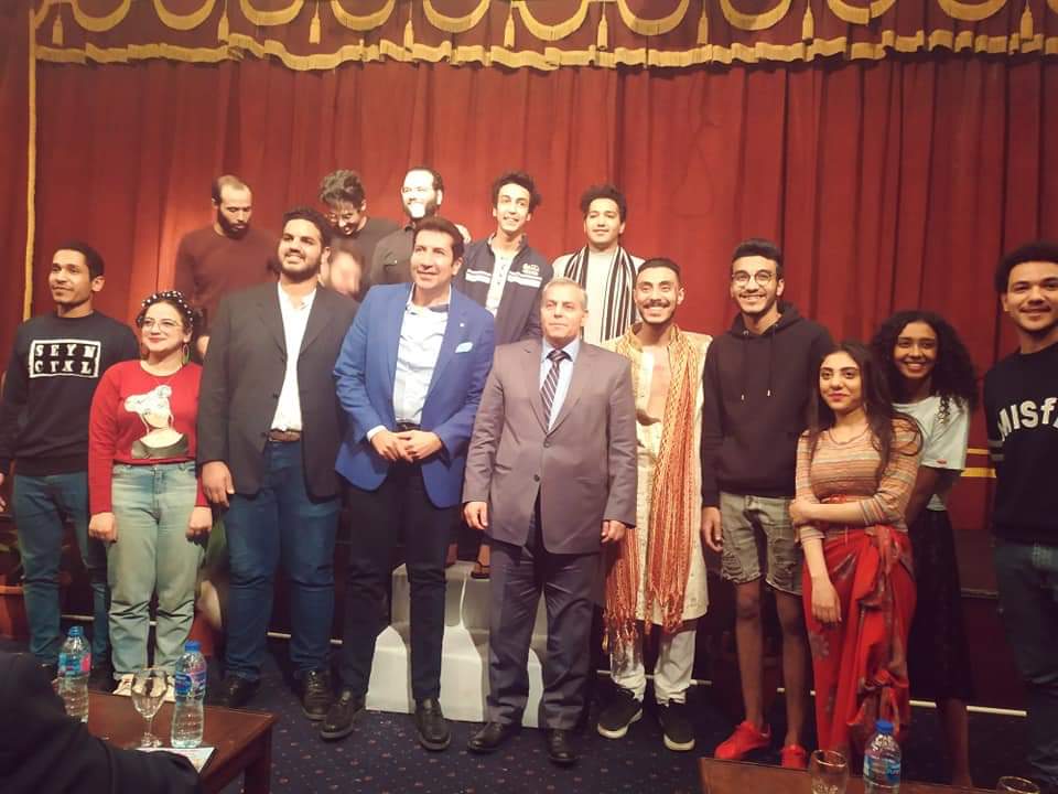 هاني رمزي : تعقدت نفسيا بسبب وجود ٨٠ محاميا في عيلتي.